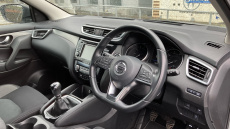 Nissan Qashqai 1.3 DiG-T 160 N-Connecta 5dr Petrol Hatchback